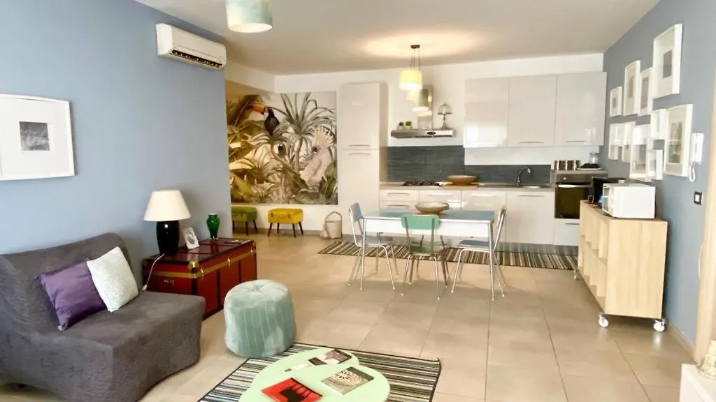 G & F Apartment Catania Italia