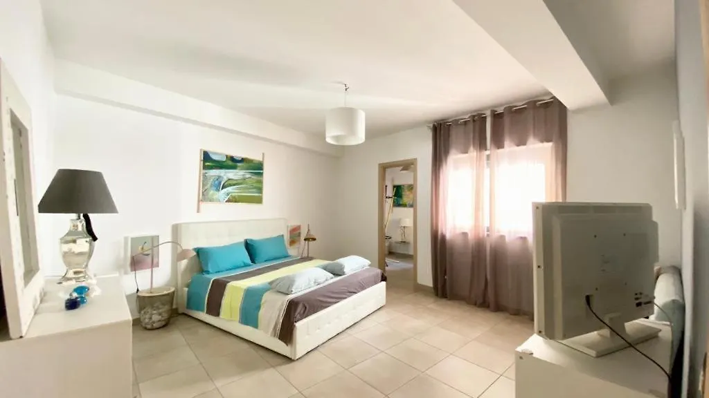 G & F Apartment Catania Italy